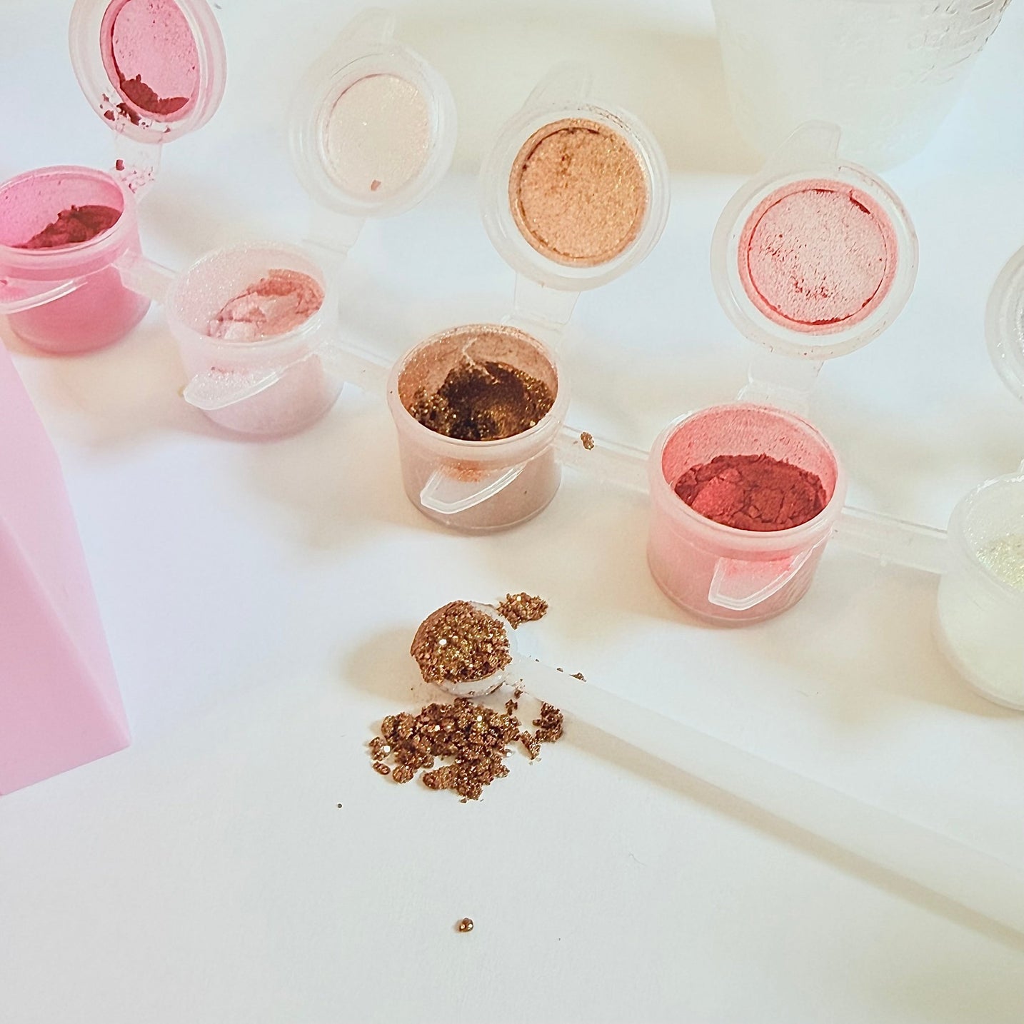Glow Studio Beauty Kit - Wunderkits