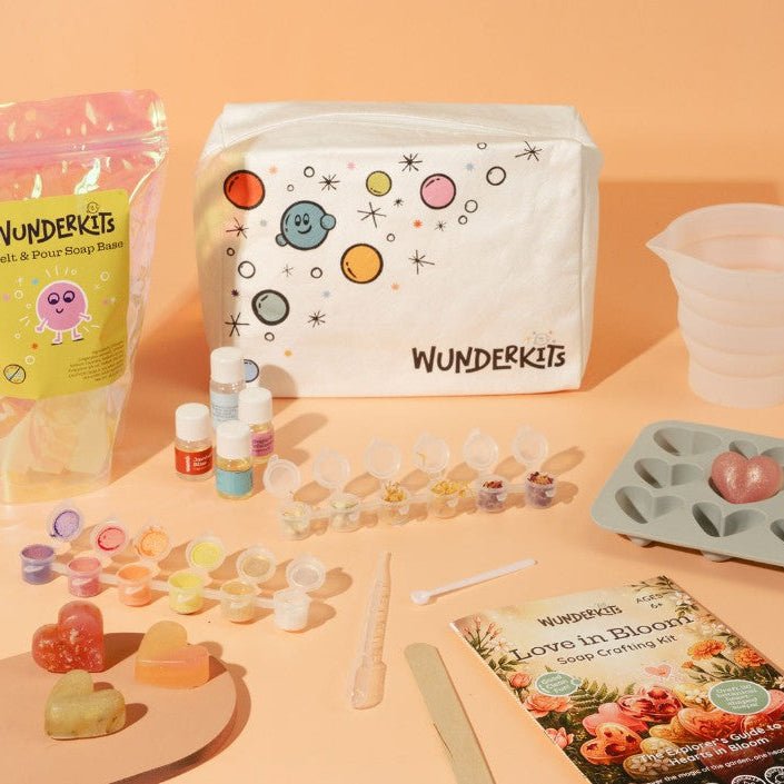 Love in Bloom Soap Kit - Wunderkits